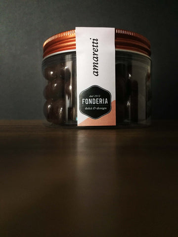 Dragee of amaretti